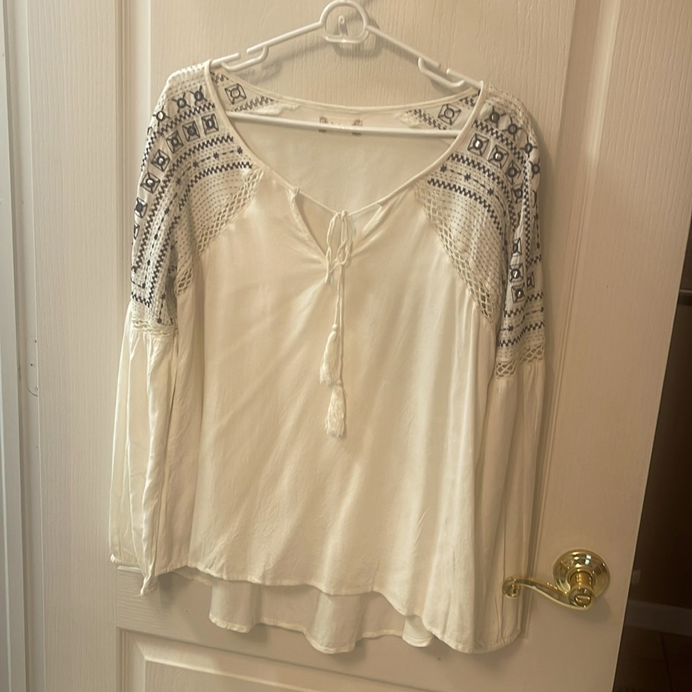 Altar’s  State Boho top